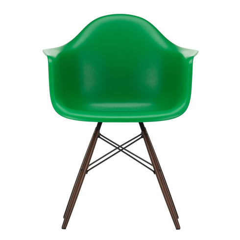 Cadeira de Braços em Plástico Eames DAW / Base Ácer Escuro